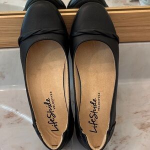 Life Stride Black Loafers for Women